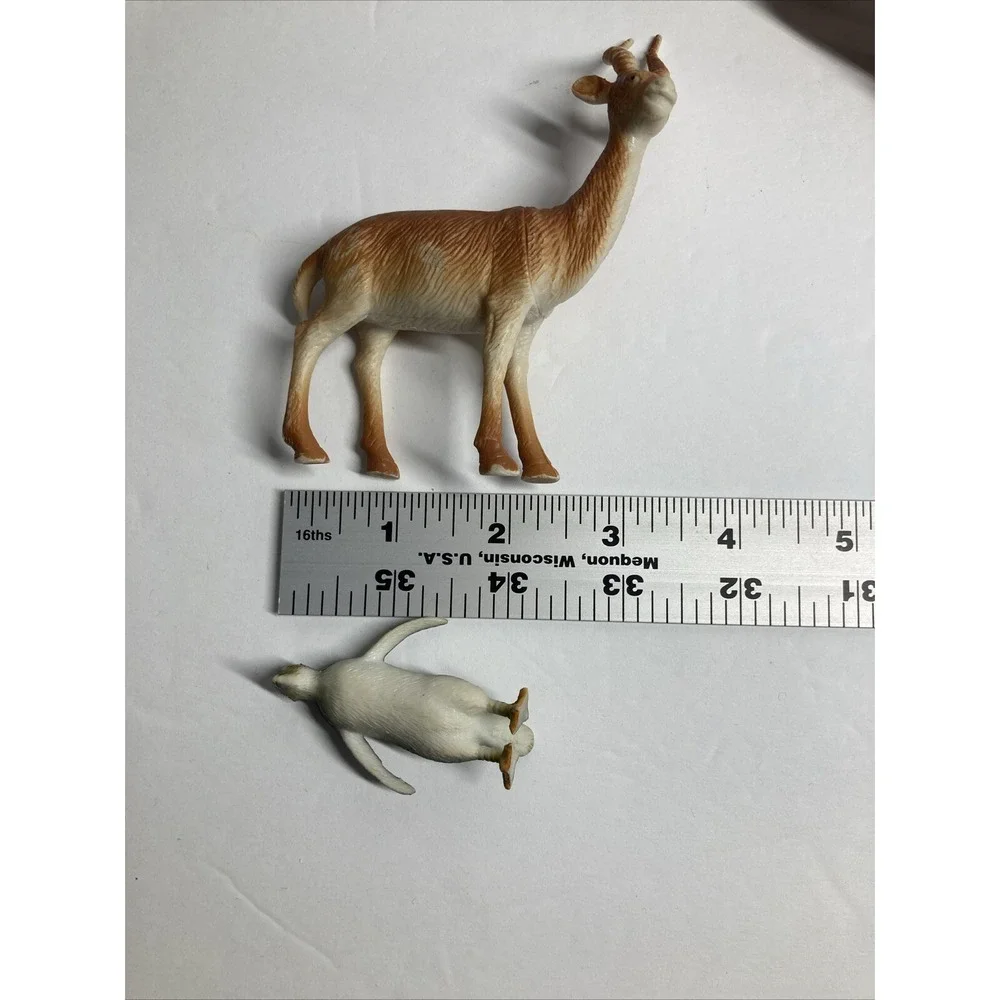 Lot of 14 Hard Plastic Wild/Zoo Animal‎ Toys Collectibles